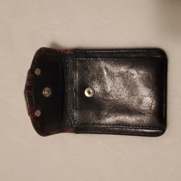 "Brighton"  Vintage Leather Wallet with Decorative silver Accent - Picture 2 of 8